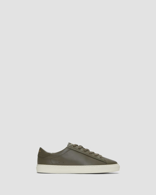 womens-day-sneaker-kalamata