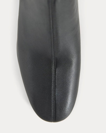 womens-curved-heel-boot-black