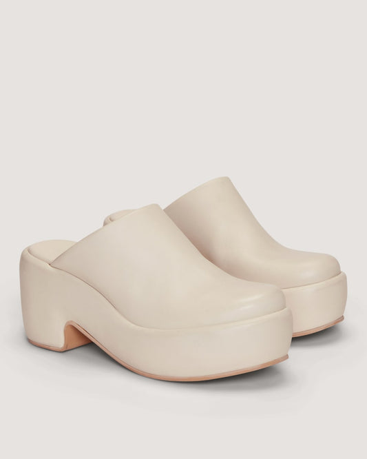 womens-puffa-clog-parchment | primary