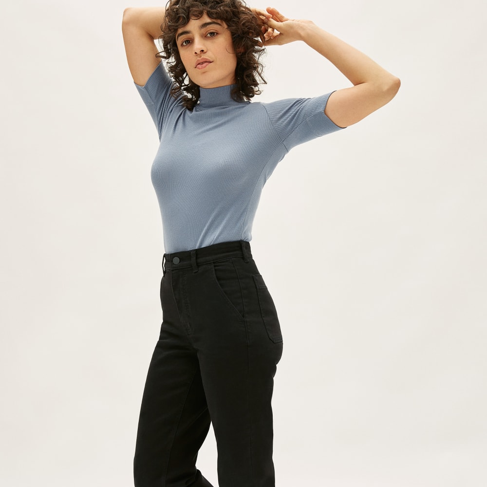 womens-straight-leg-crop-short-black | alt